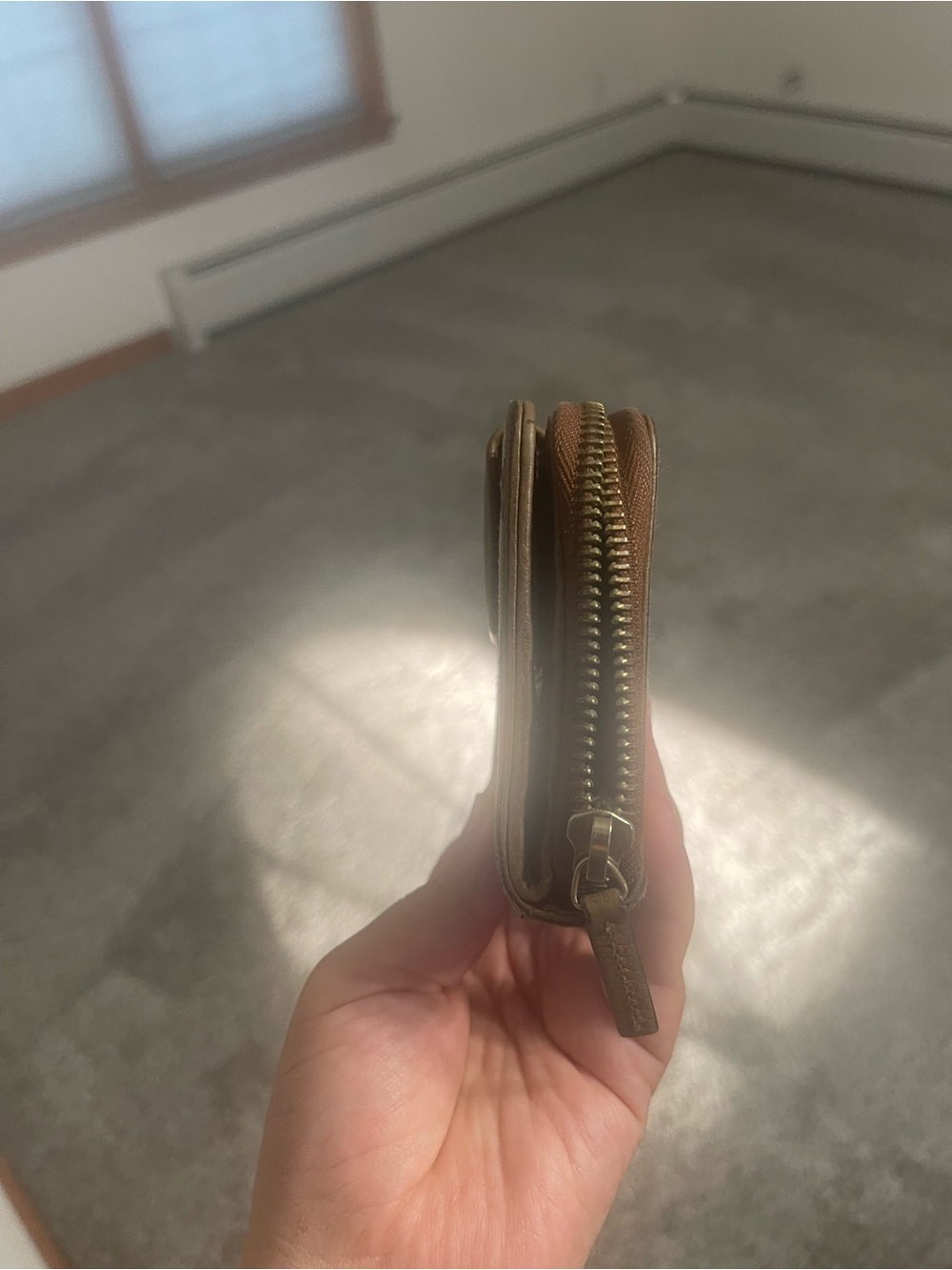 Authentic Gucci wallet - Picture 3 of 9